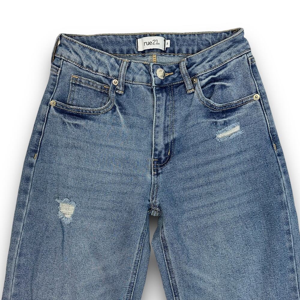 Rue 21 Womens Relaxed Baggy Mid Rise Waist Jeans Distressed Medium Wash Size 2 - Picture 2 of 8